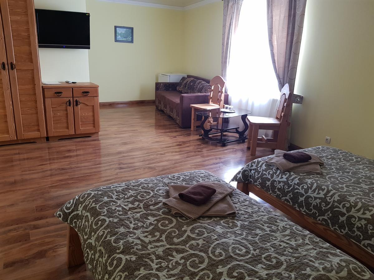 Dayarta Hotel Skhidnytsia Exterior foto