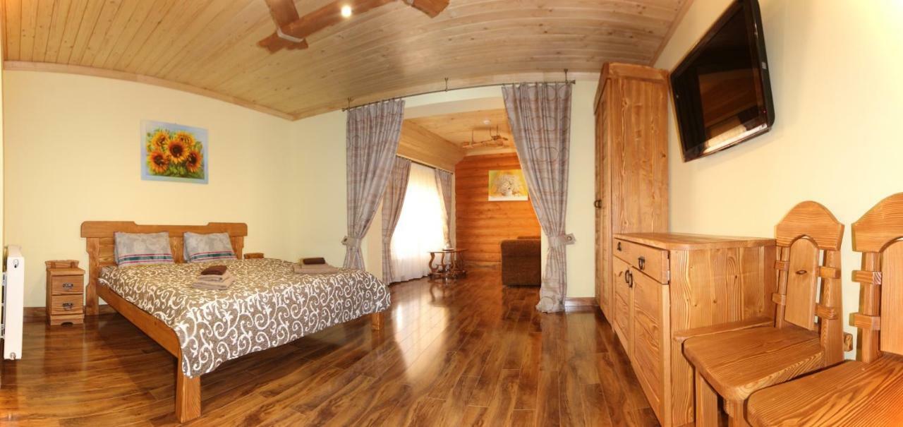 Dayarta Hotel Skhidnytsia Exterior foto
